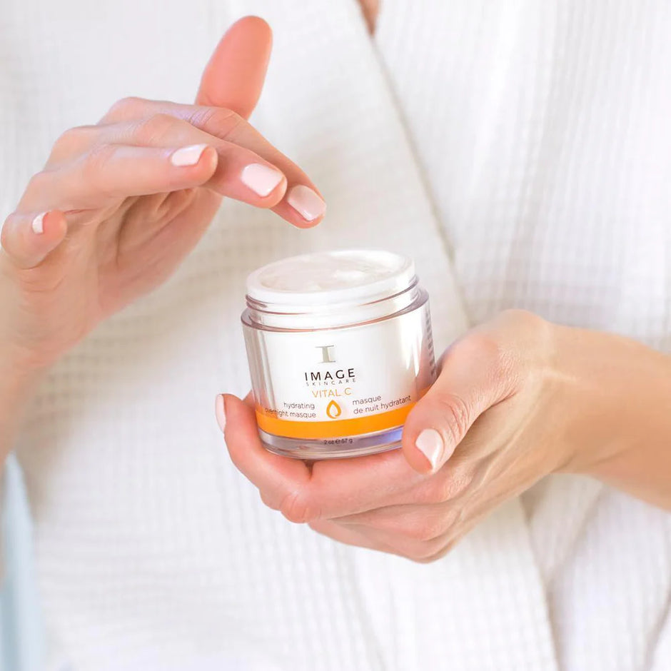 VITAL C HYDRATING OVERNIGHT MASQUE - Hidden Beauty